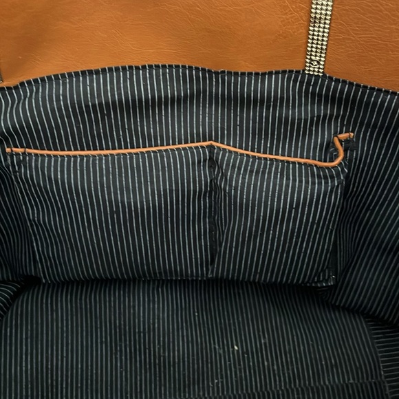 G.H.Bass & Co. Vegan Leather Tote, EUC - Picture 5 of 14